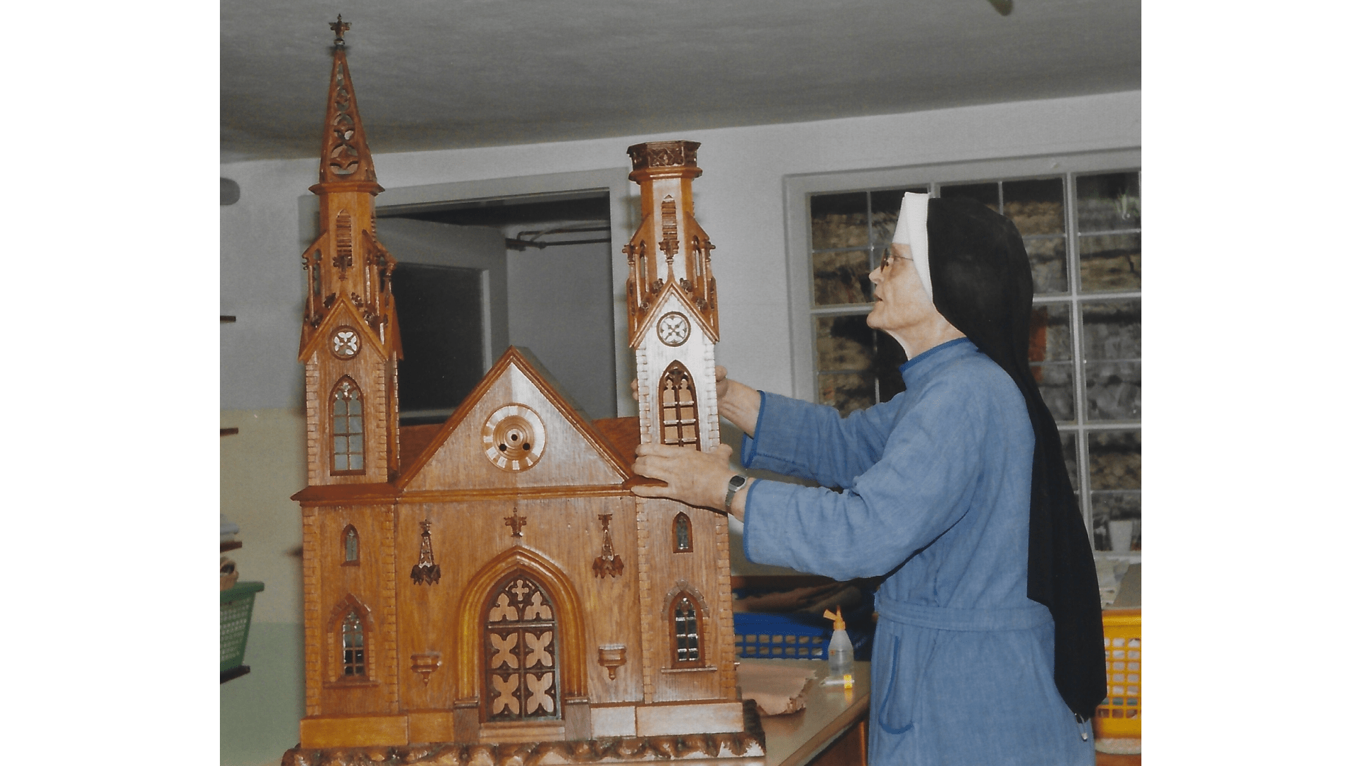 Modell - Restaurierung im Auftrag einer Bildhauerin. Foto: Archiv Arme Schulschwestern