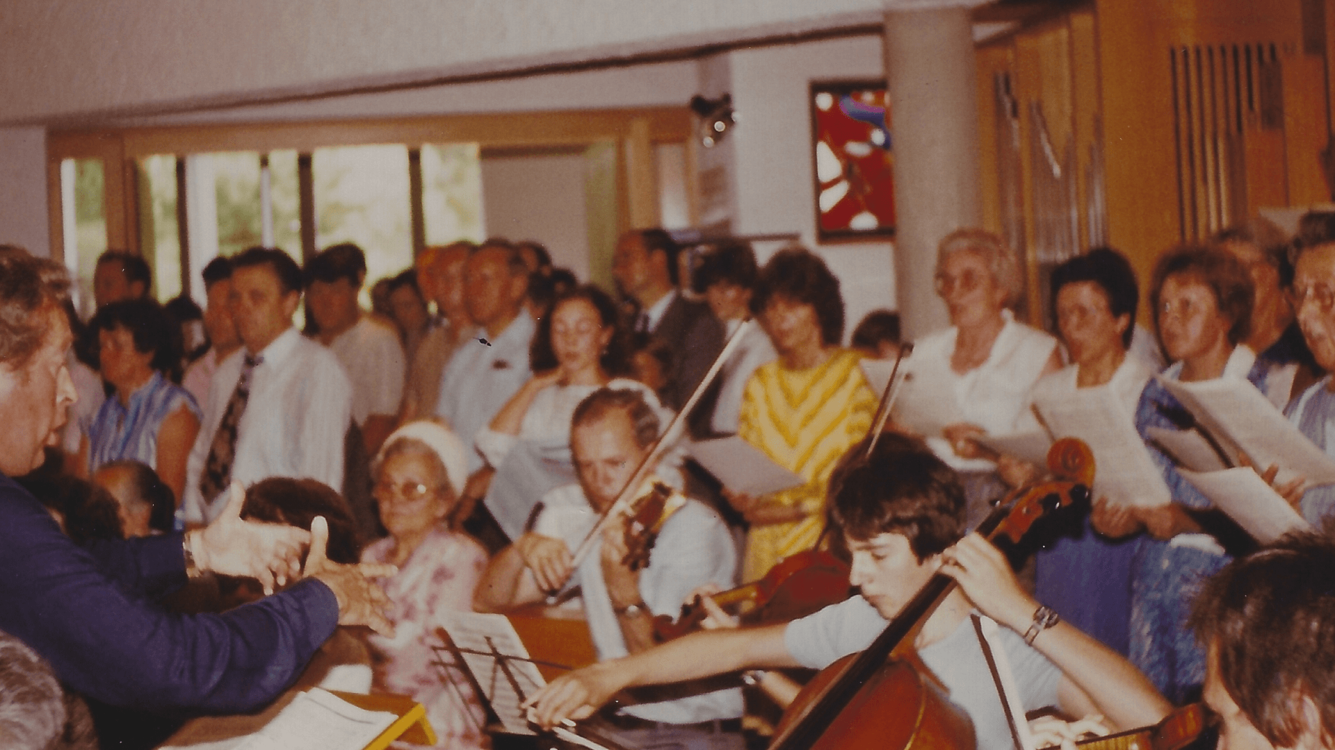 Der Kirchenchor Schwaikheim sorgt für den festl. Gesang Christi Himmelfahrt 1983- Foto: Archiv Arme Schulschwestern